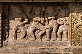 The great Chola temples of Tamil Nadu - The Airavatesvara temple of Darasuram. Detail of the panels of the prakara-wall with scenes of dance. 